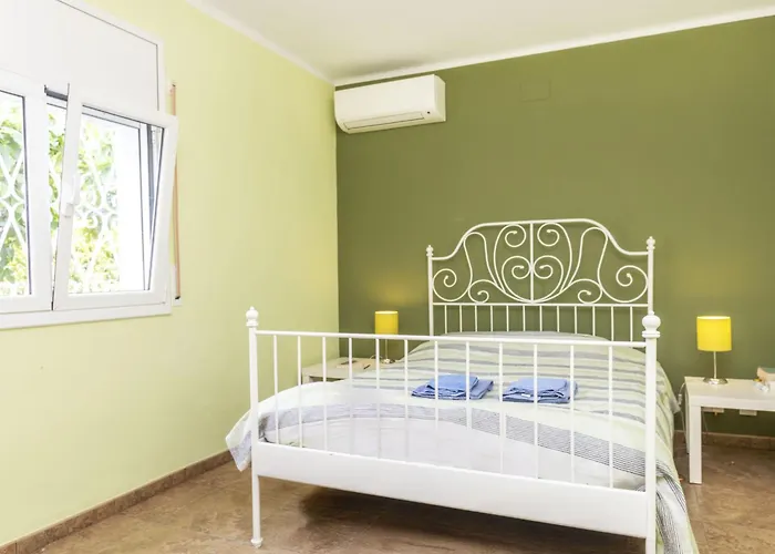 Junque-verdure By Interhome